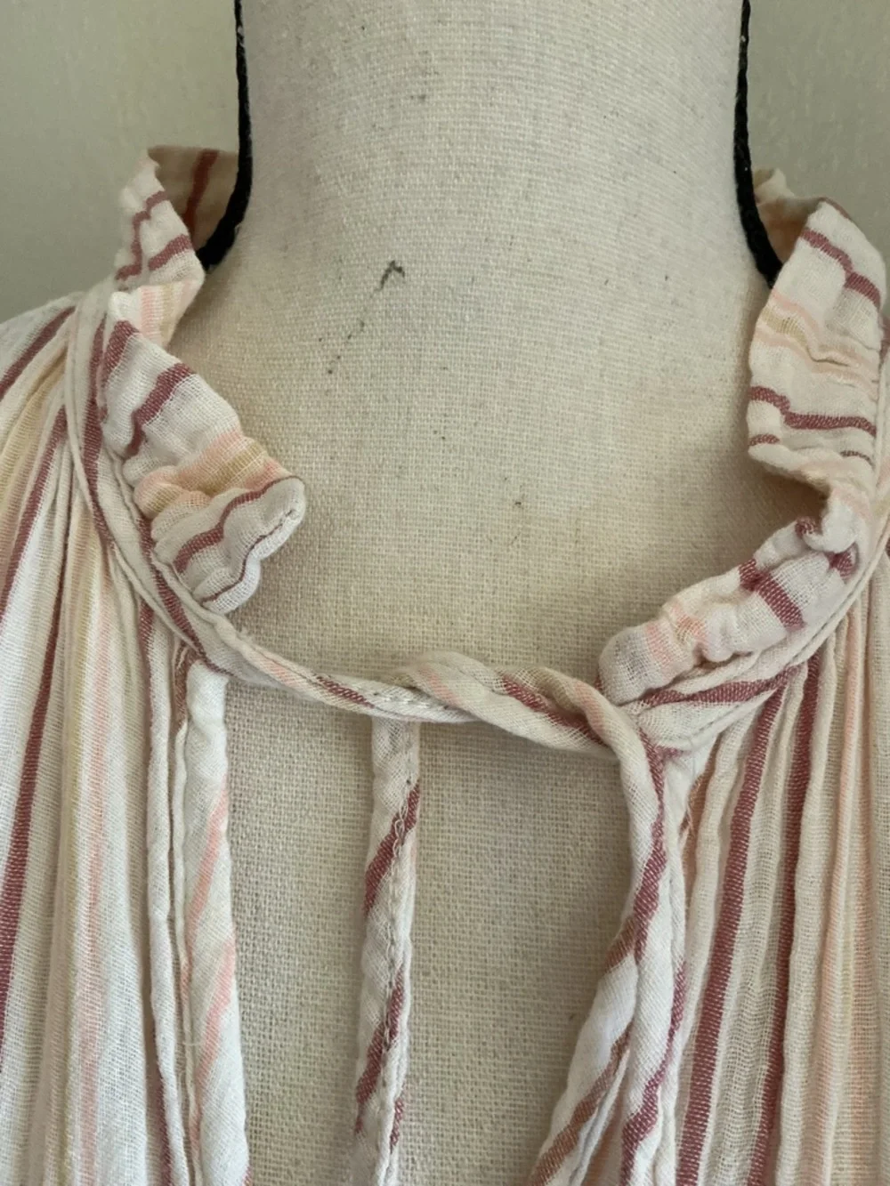 Joie Tiered Stripe Dress in Cream and Dusty Rose M Tie Back - Picture 5 of 11